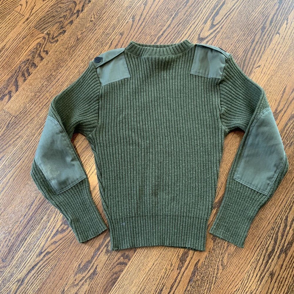DSCP The Valor Collection Mens Army Wool Sweater w/ Shoulder & Elbow patch SZ 40